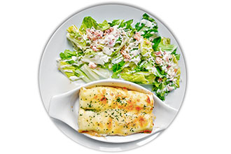 <h2>Cannellonis de veau sauce Parmesan</h2>
<ul>
<li>Salade césar</li>
</ul>